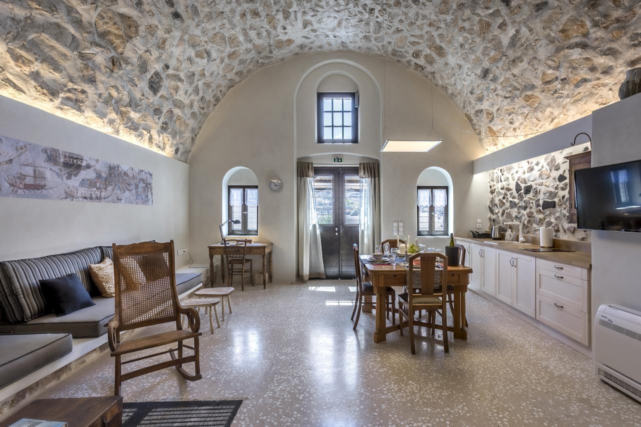 Canava Villas In Santorini Emporio  ภายนอก รูปภาพ